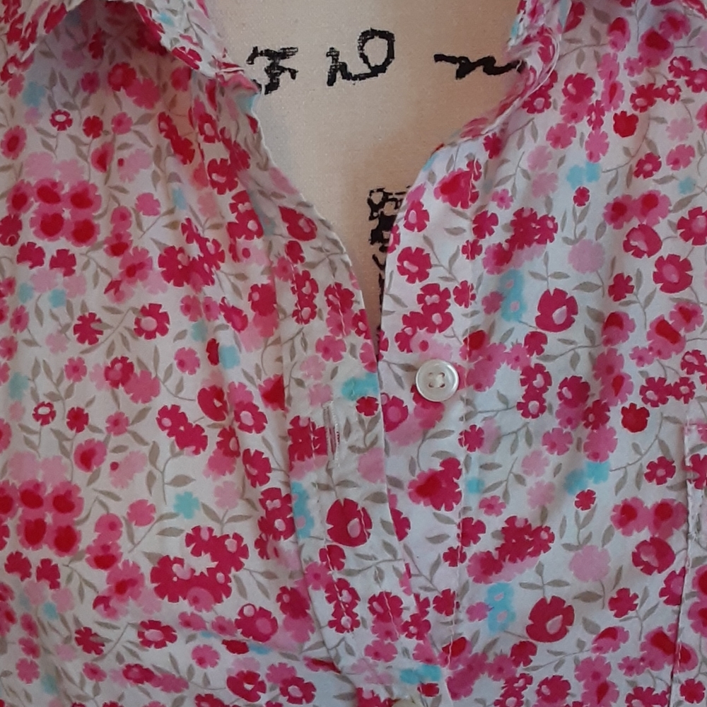 Old Navy button down - Picture 2 of 5